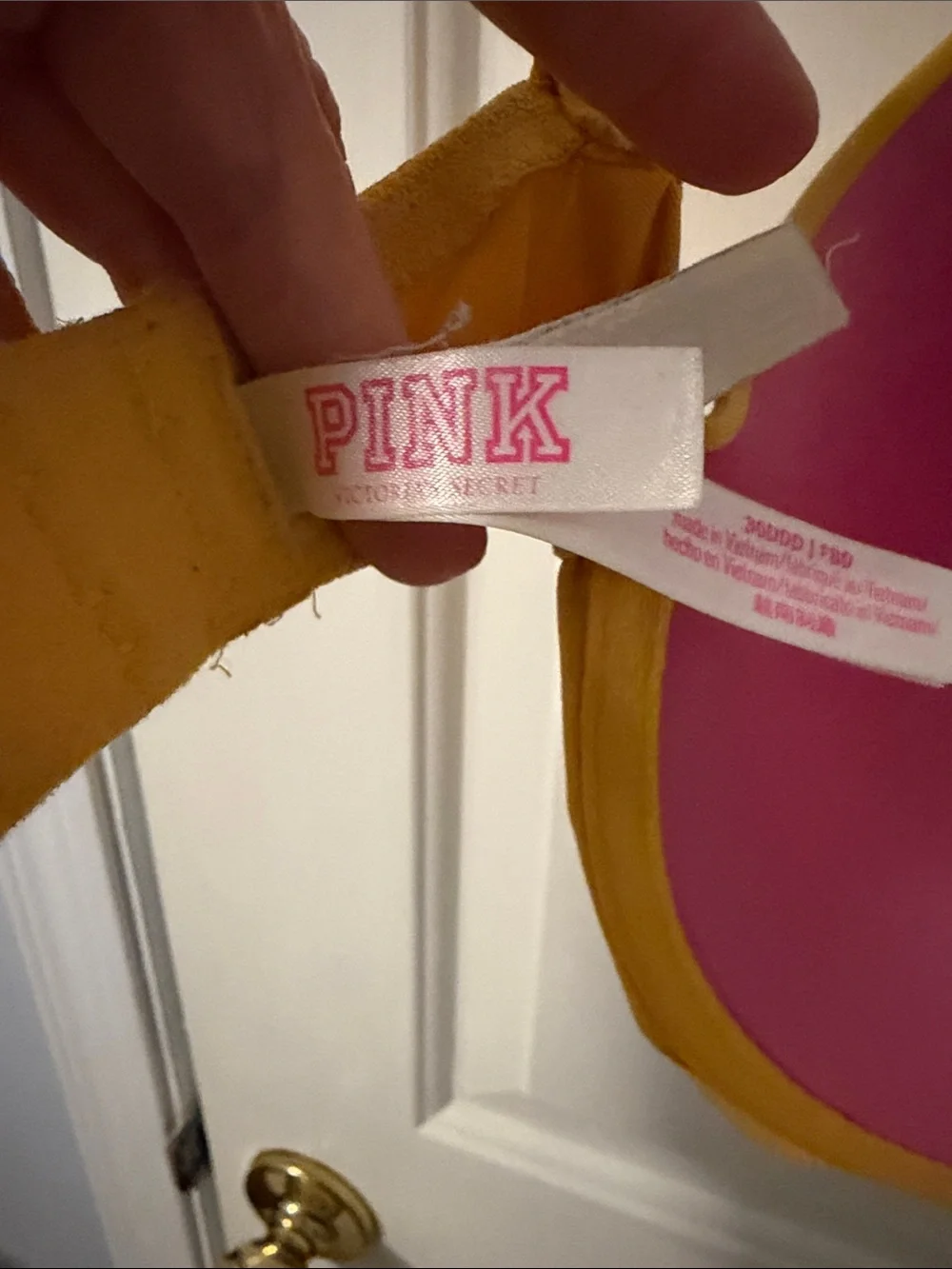 Victoria's Secret Smooth T-Shirt Bra in Mustard Yellow
